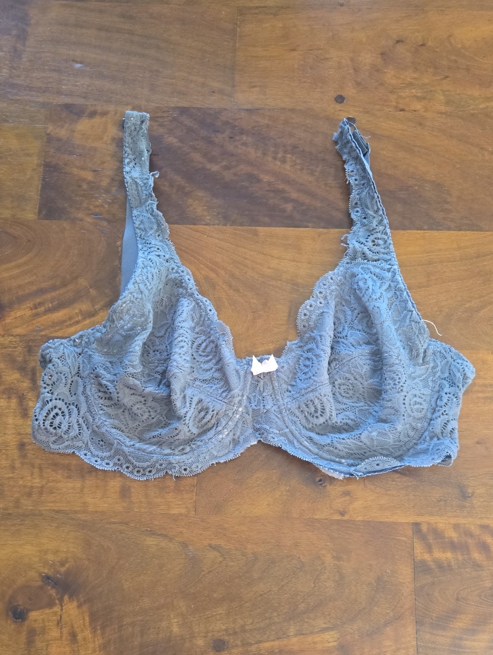 Victoria's Secret Lace Underwire Bra Size 36D